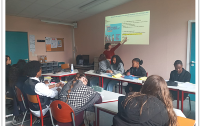 Les élèves de Première Baccalauréat Professionnel Métiers de l’Accueil au Forum des employeurs de la fonction publique de la Vienne